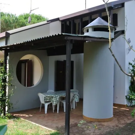 Tranquil Retreat With Garden, Patio And Bbq