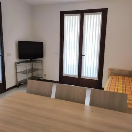 Tranquil Retreat With Garden, Patio And Bbq Διαμέρισμα Λινιάνο Σαμπιαντόρο